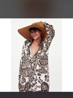 Zara Beige and Black Paisley Blouse